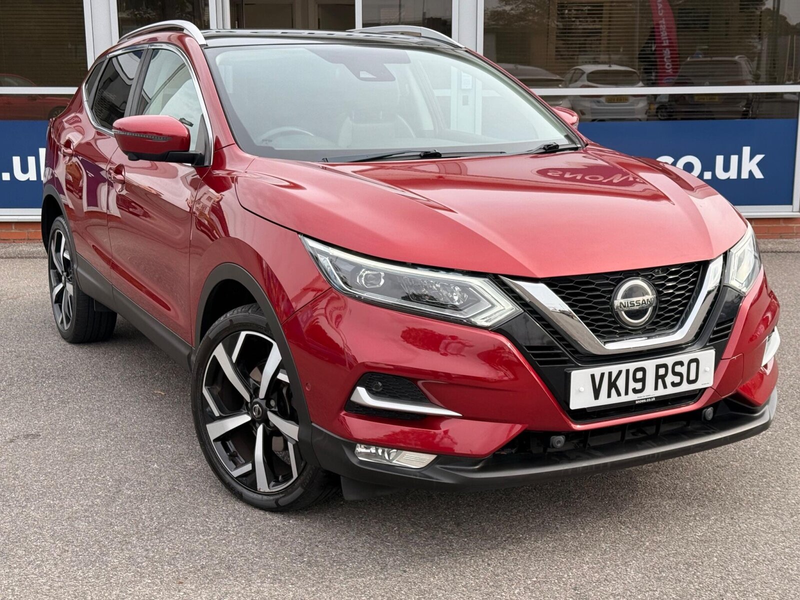 Main listing image - Nissan Qashqai