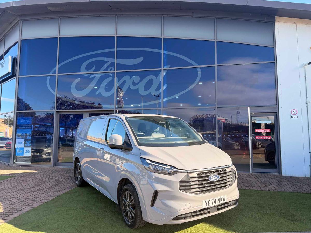 Main listing image - Ford Transit Custom