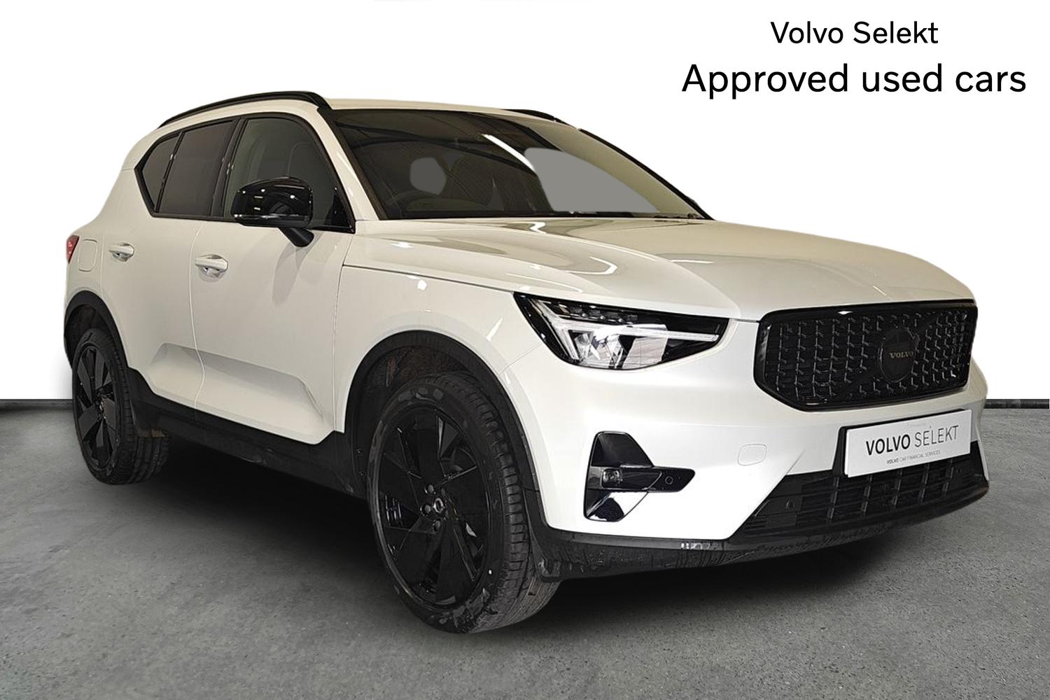Main listing image - Volvo XC40