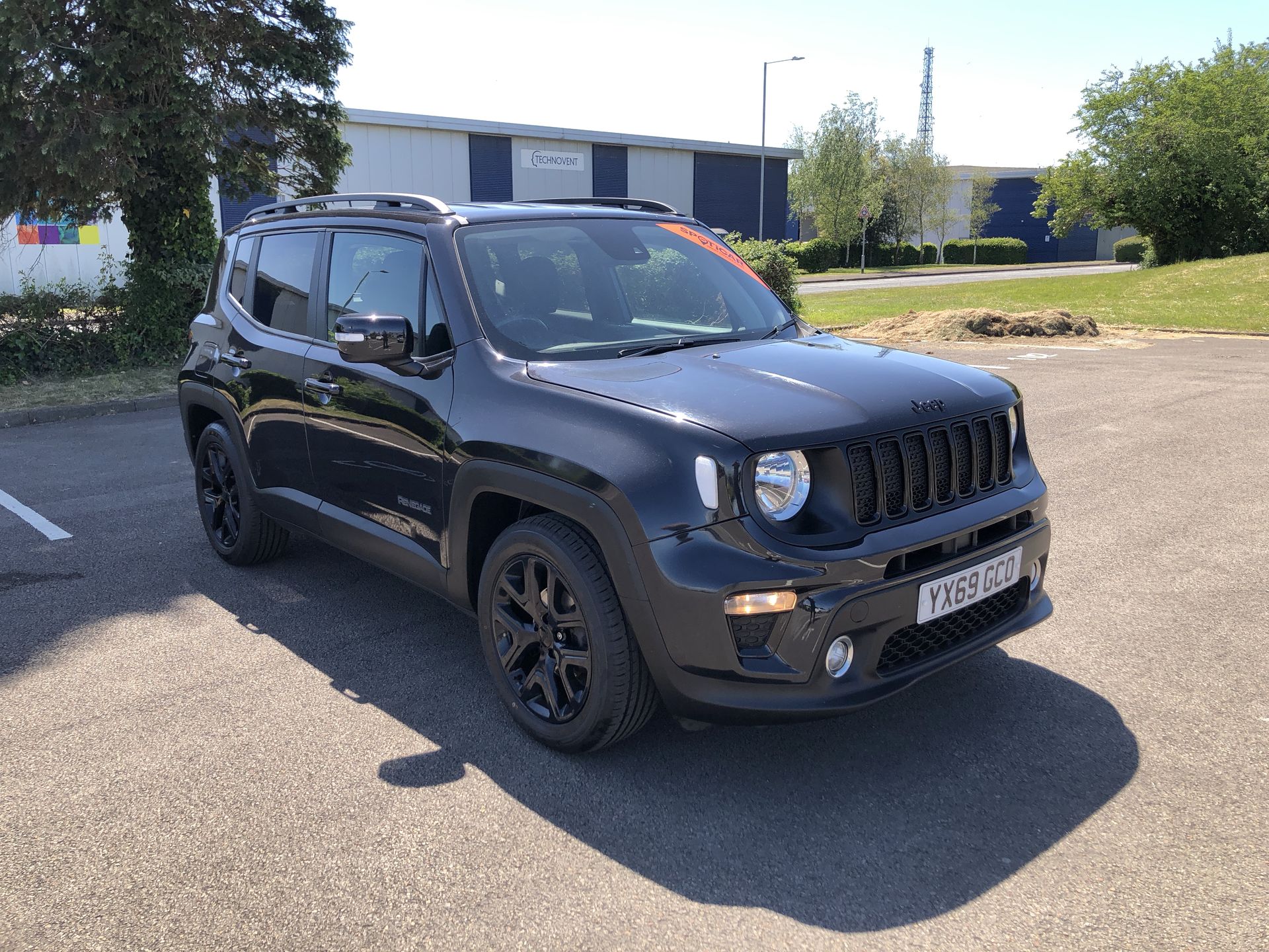 Main listing image - Jeep Renegade