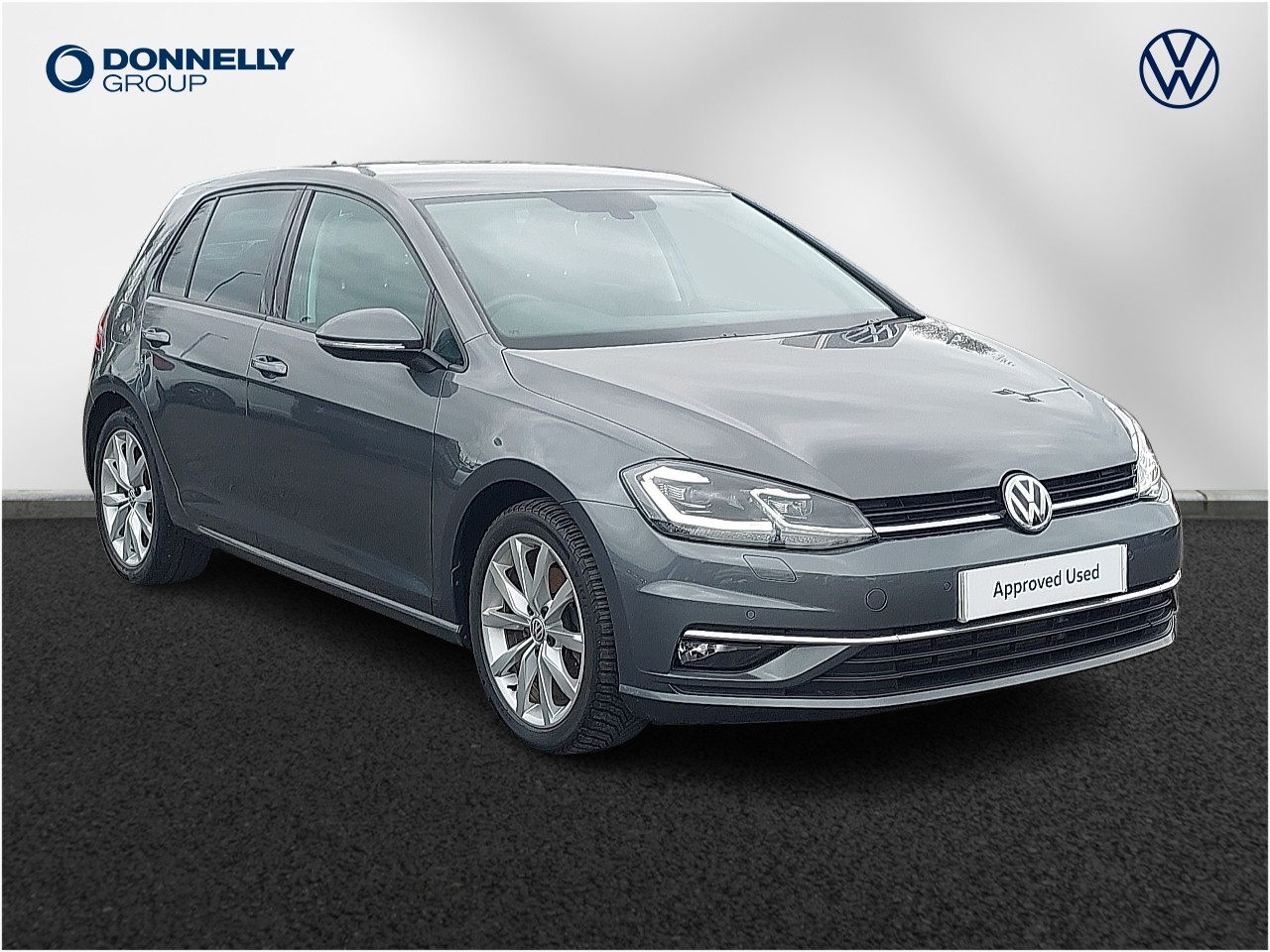 Main listing image - Volkswagen Golf