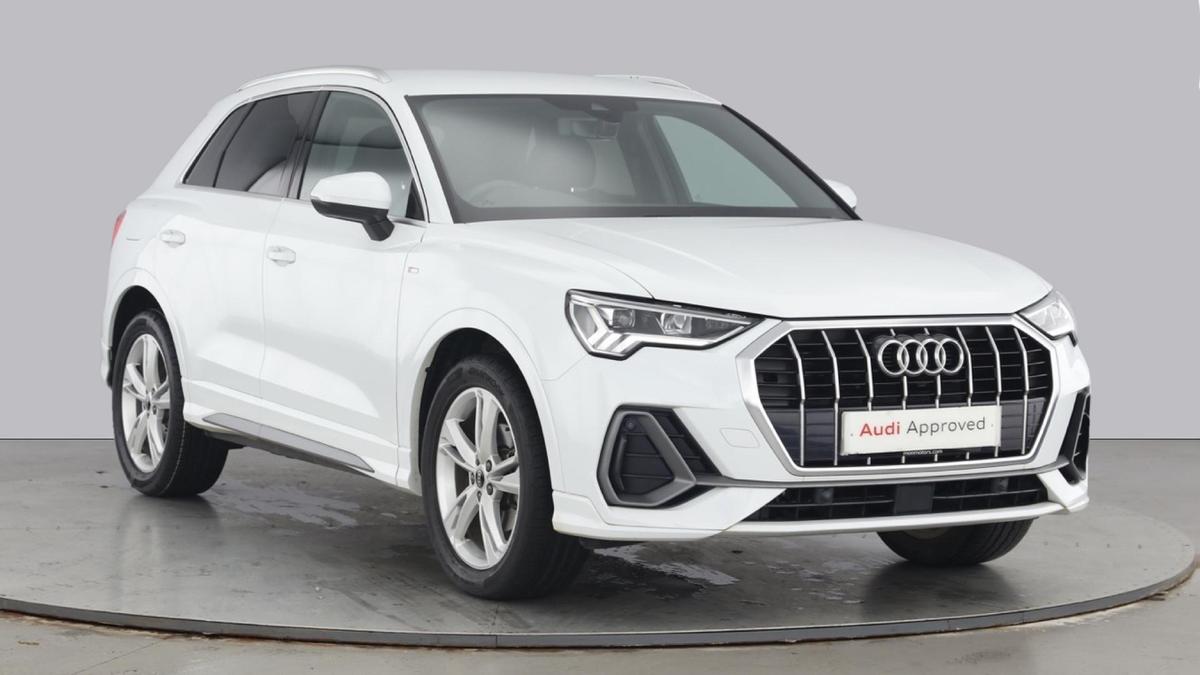 Main listing image - Audi Q3