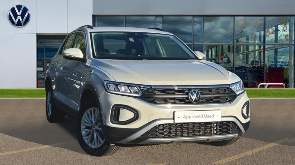 Main listing image - Volkswagen T-Roc