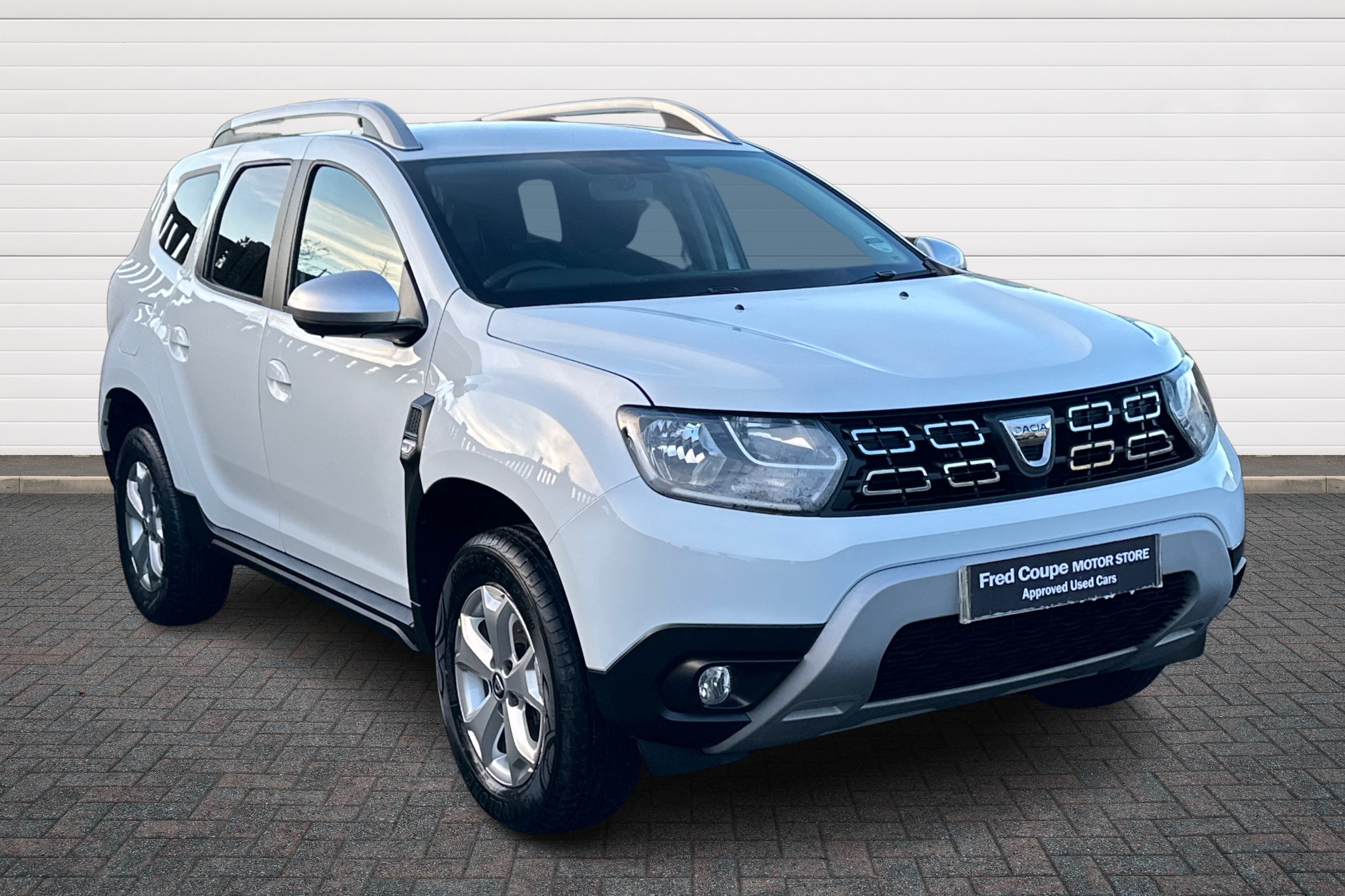 Main listing image - Dacia Duster