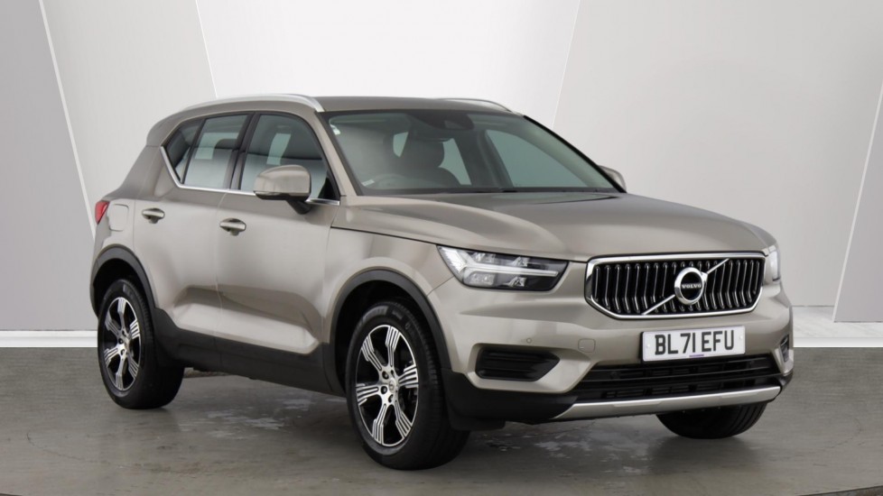 Main listing image - Volvo XC40