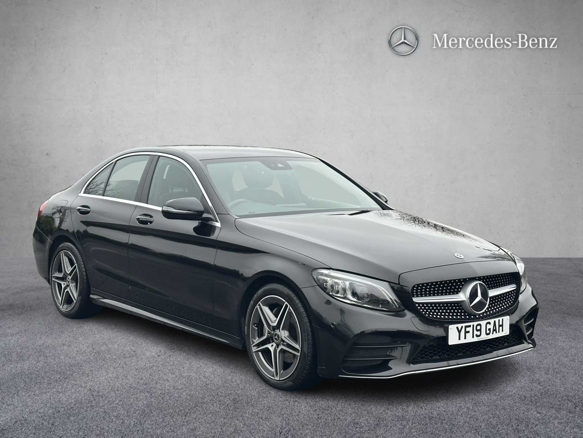 Main listing image - Mercedes-Benz C-Class
