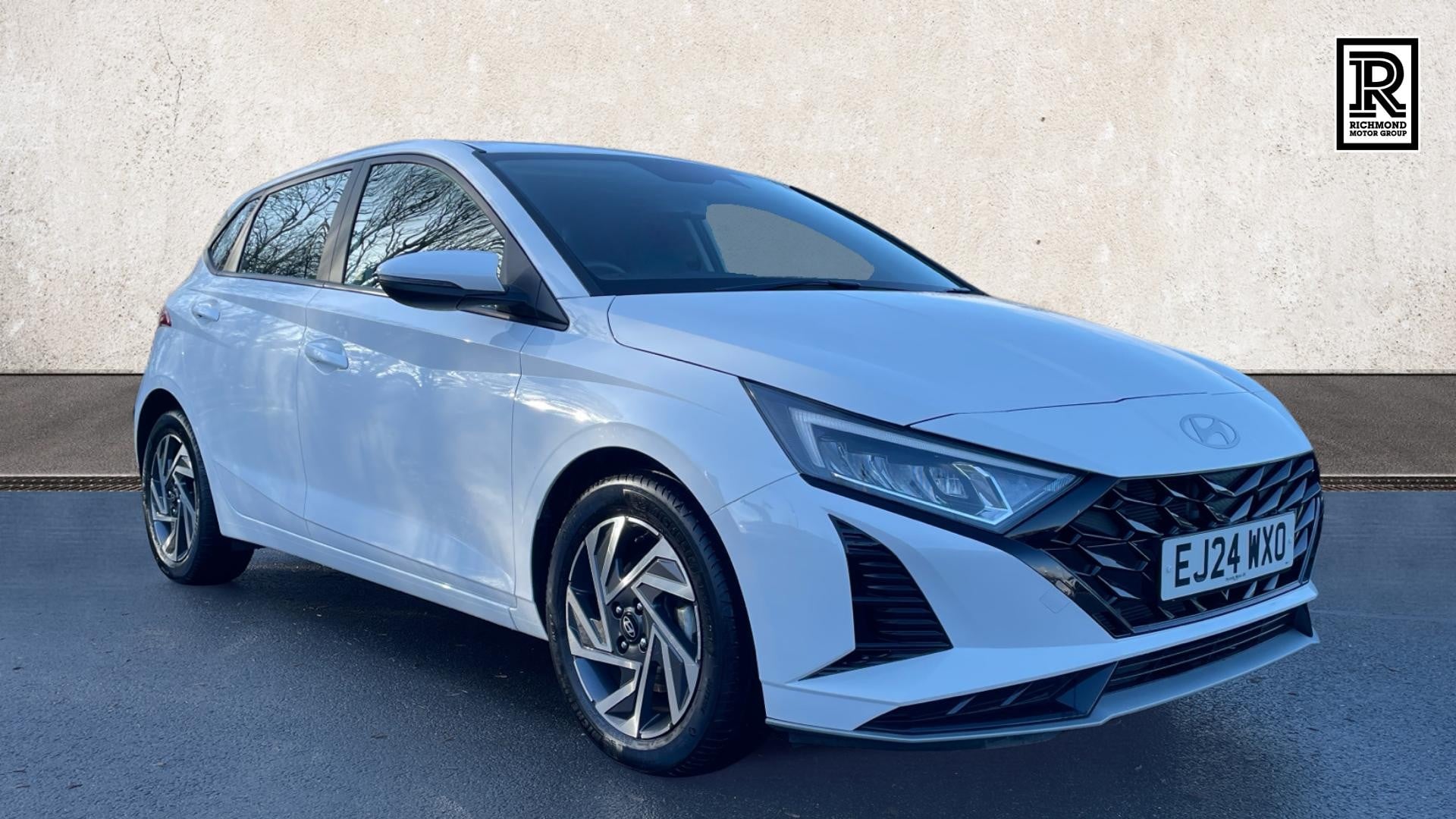 Main listing image - Hyundai i20