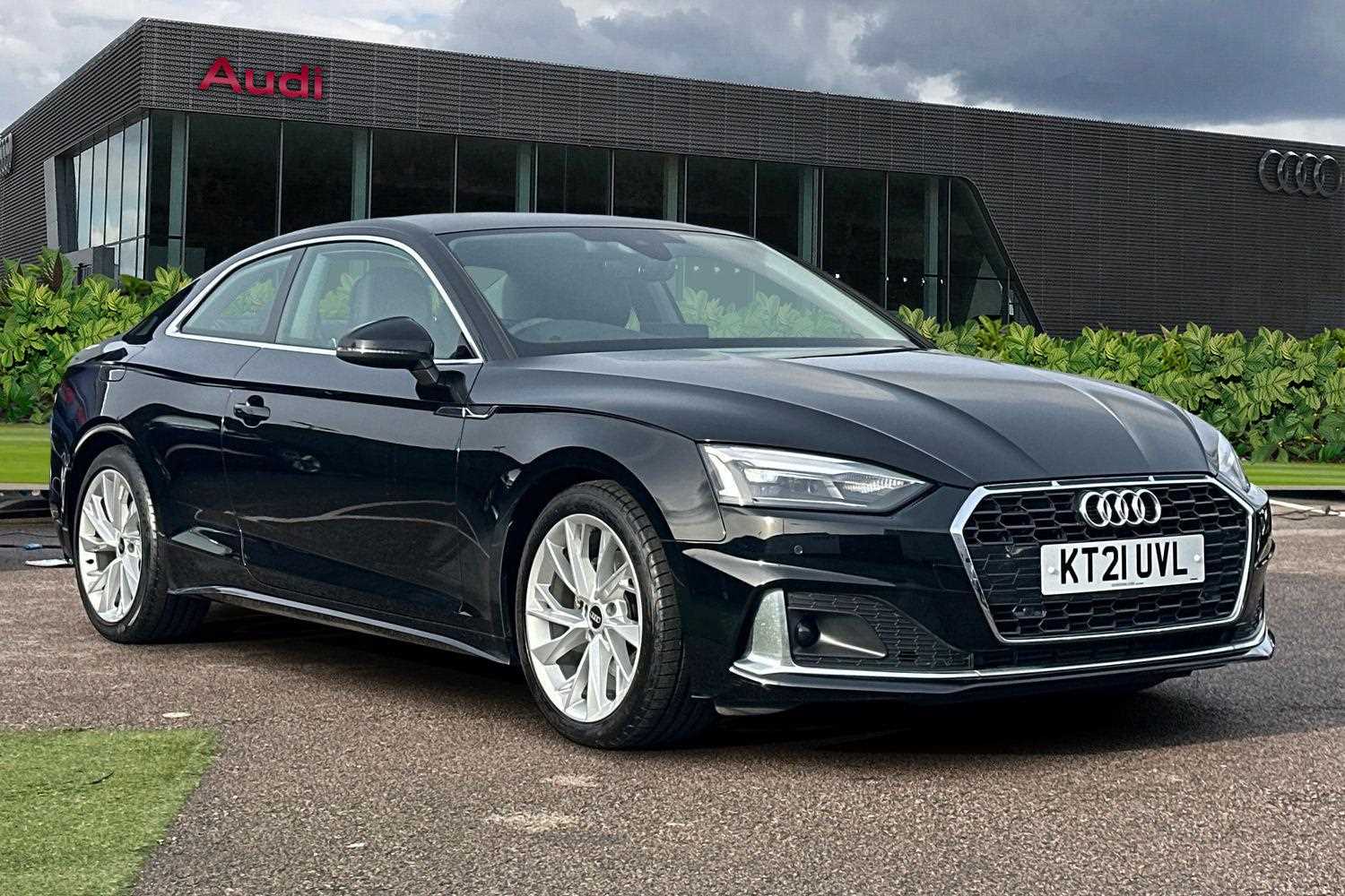 Main listing image - Audi A5