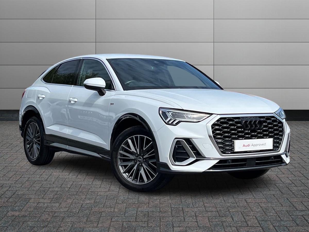 Main listing image - Audi Q3