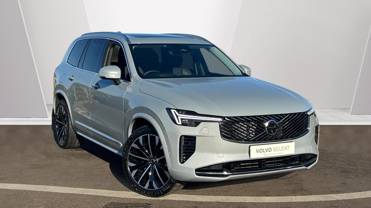 Main listing image - Volvo XC90