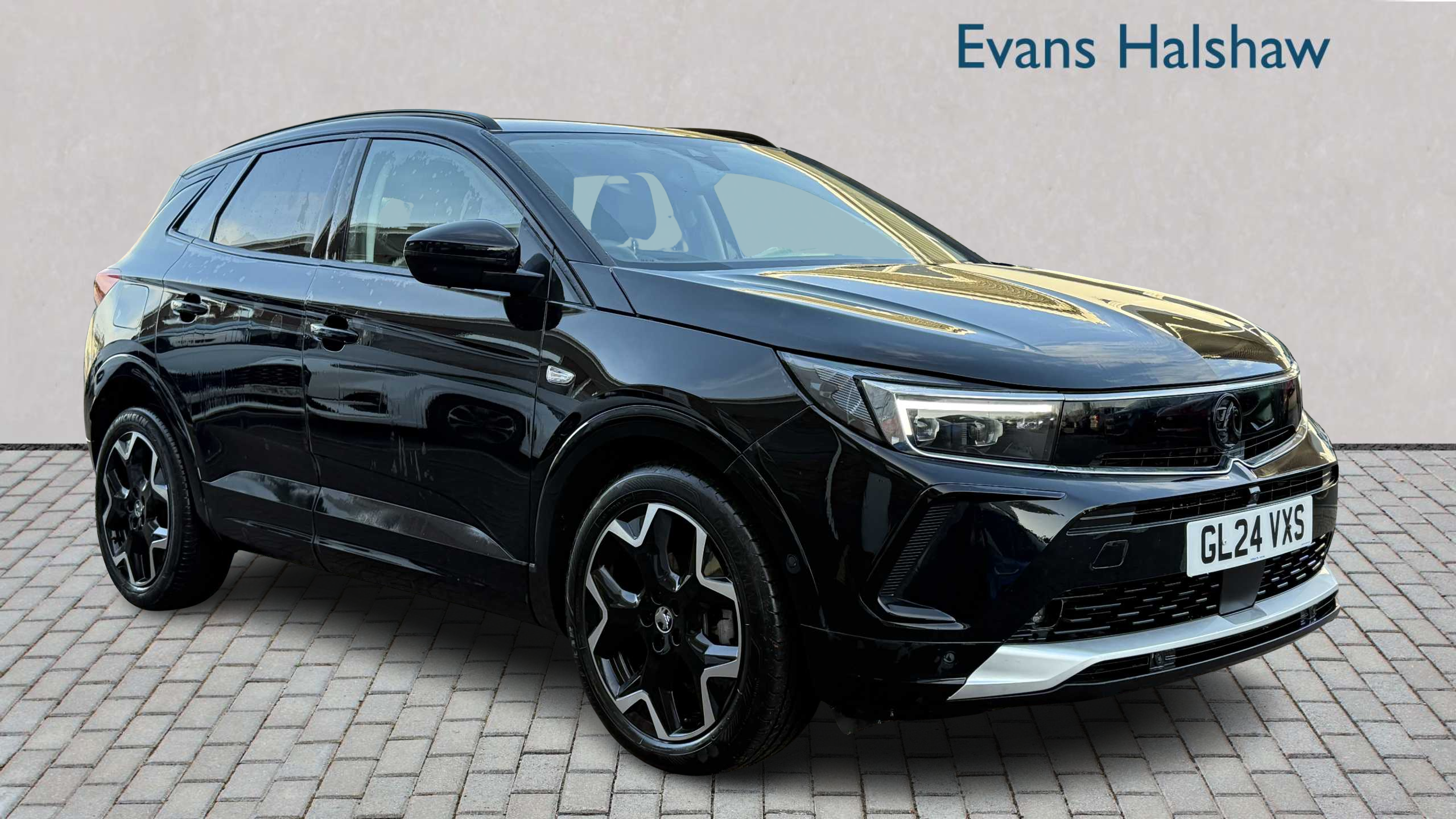 Main listing image - Vauxhall Grandland