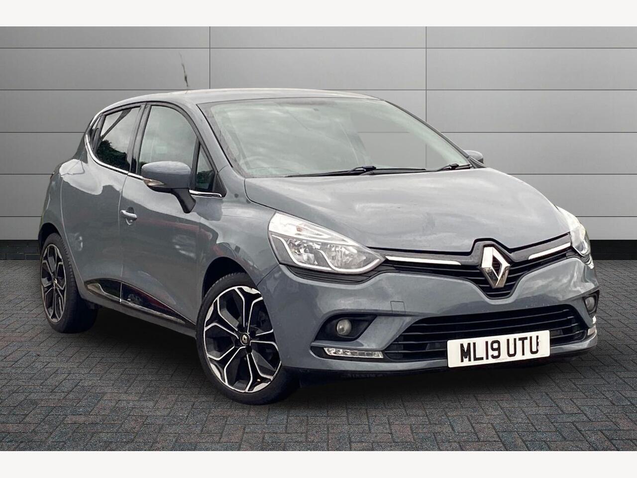 Main listing image - Renault Clio