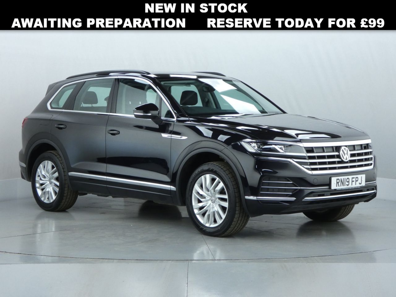 Main listing image - Volkswagen Touareg