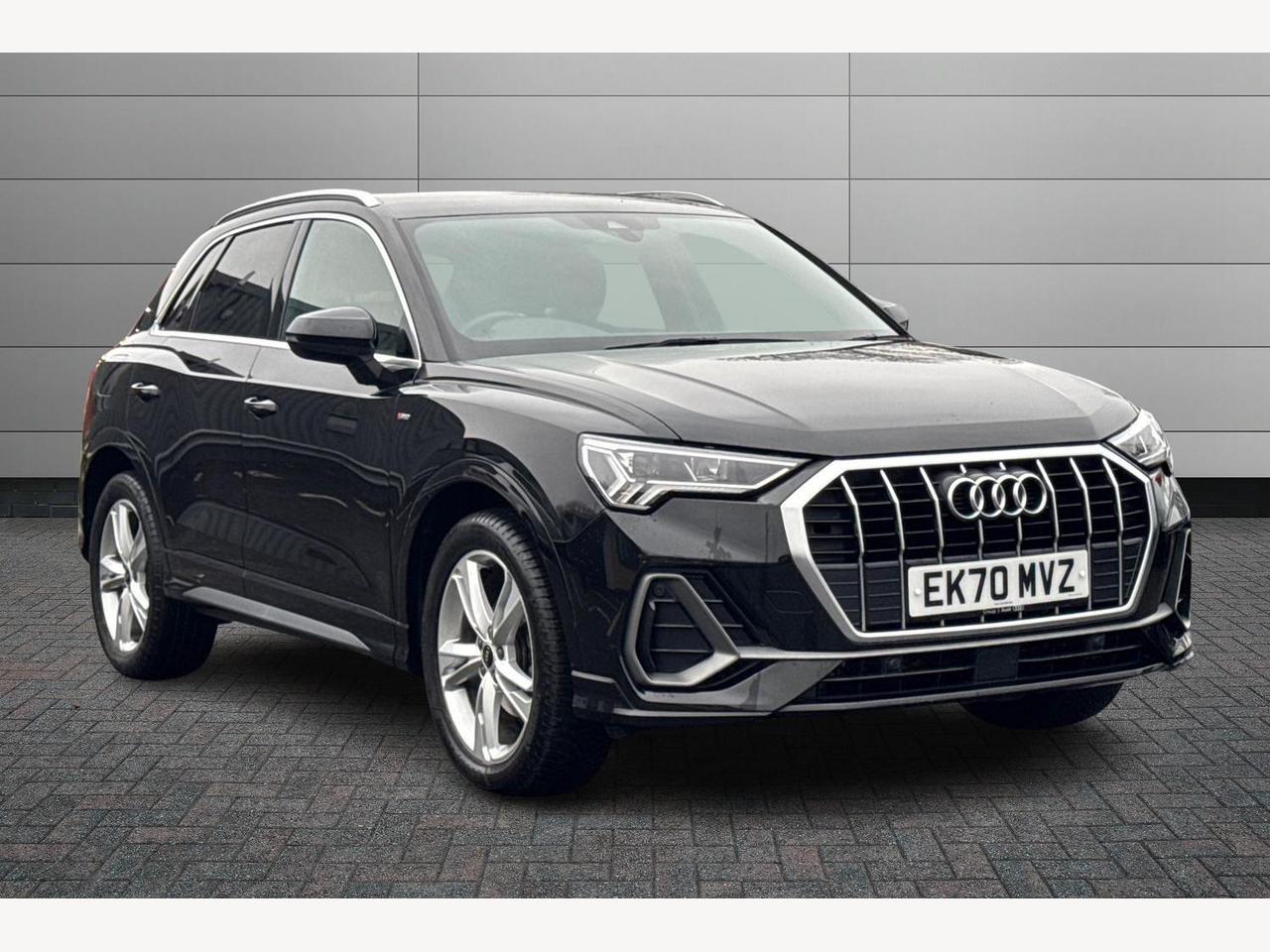 Main listing image - Audi Q3