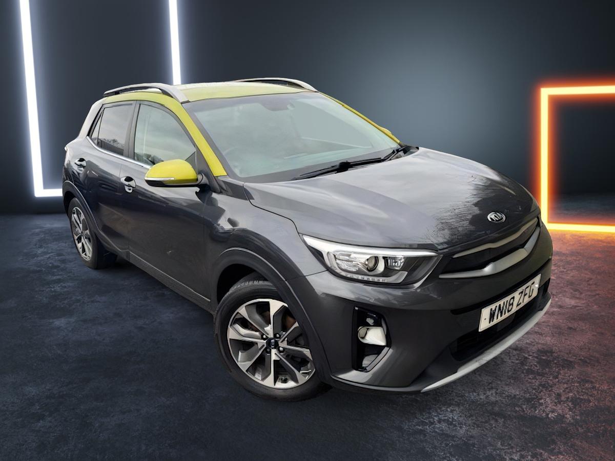 Main listing image - Kia Stonic