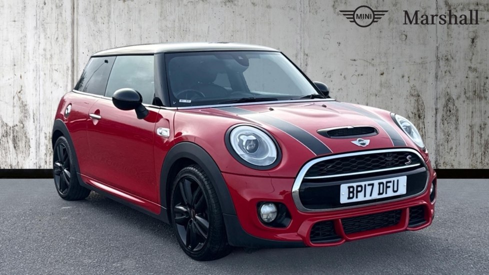 Main listing image - MINI Hatchback