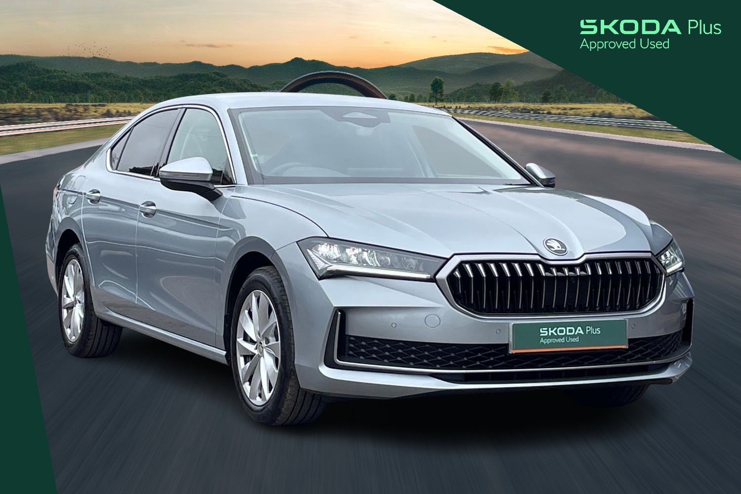 Main listing image - Skoda Superb