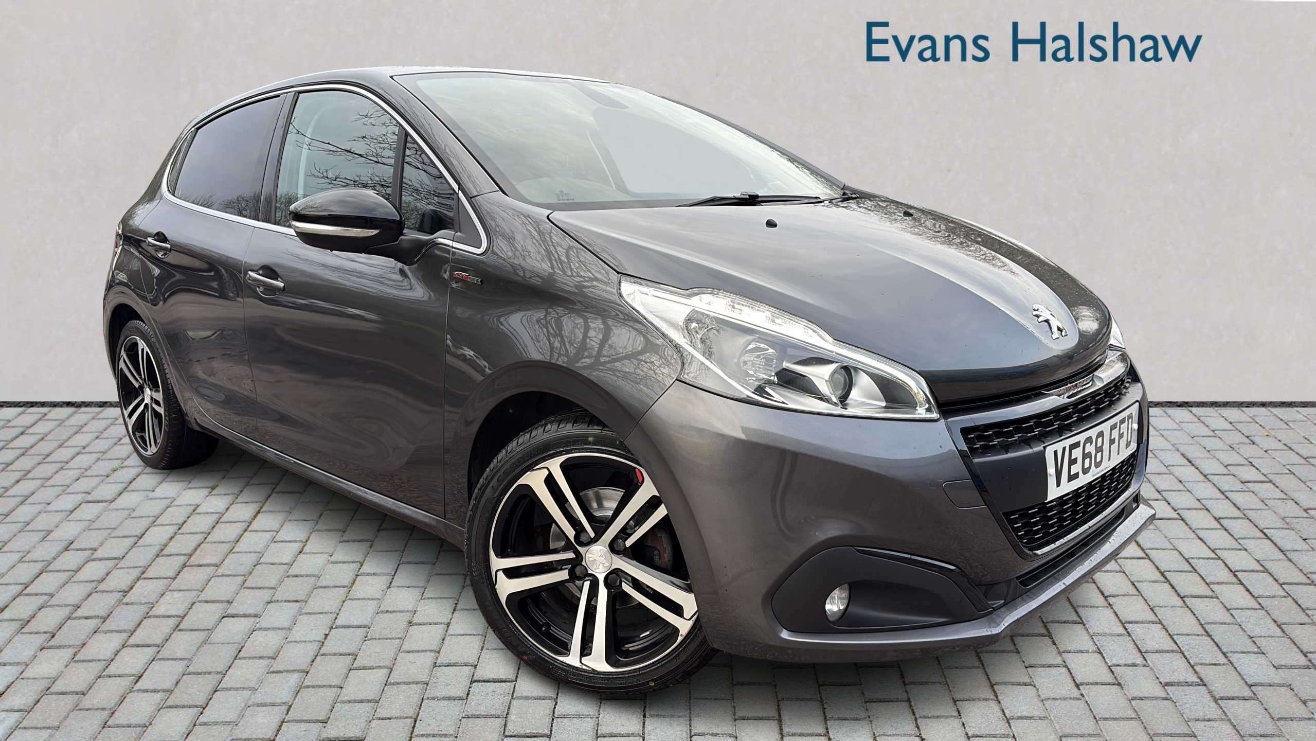 Main listing image - Peugeot 208