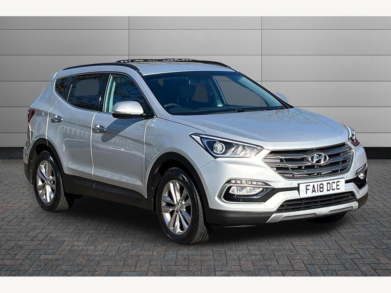 Main listing image - Hyundai Santa Fe