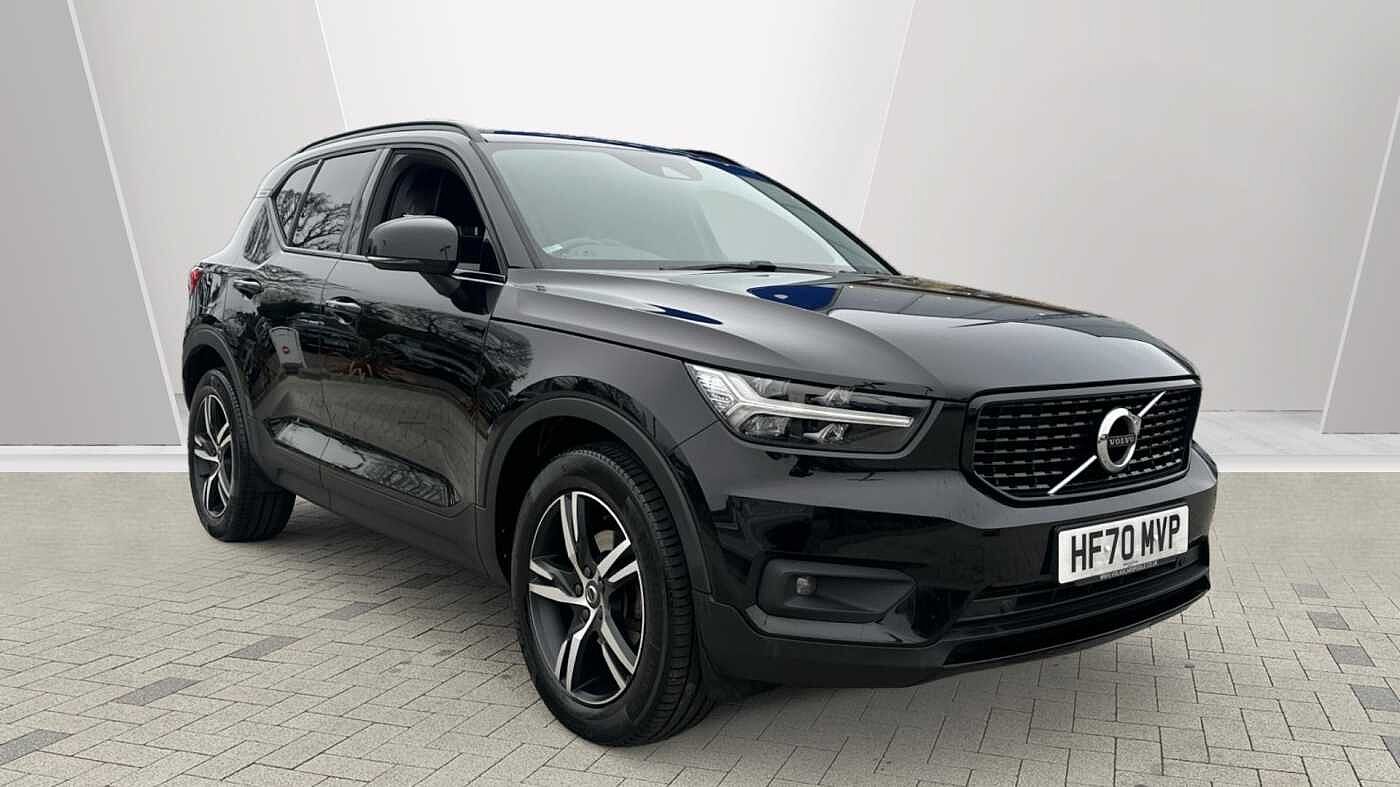 Main listing image - Volvo XC40