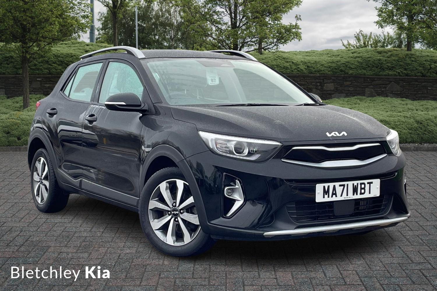 Main listing image - Kia Stonic