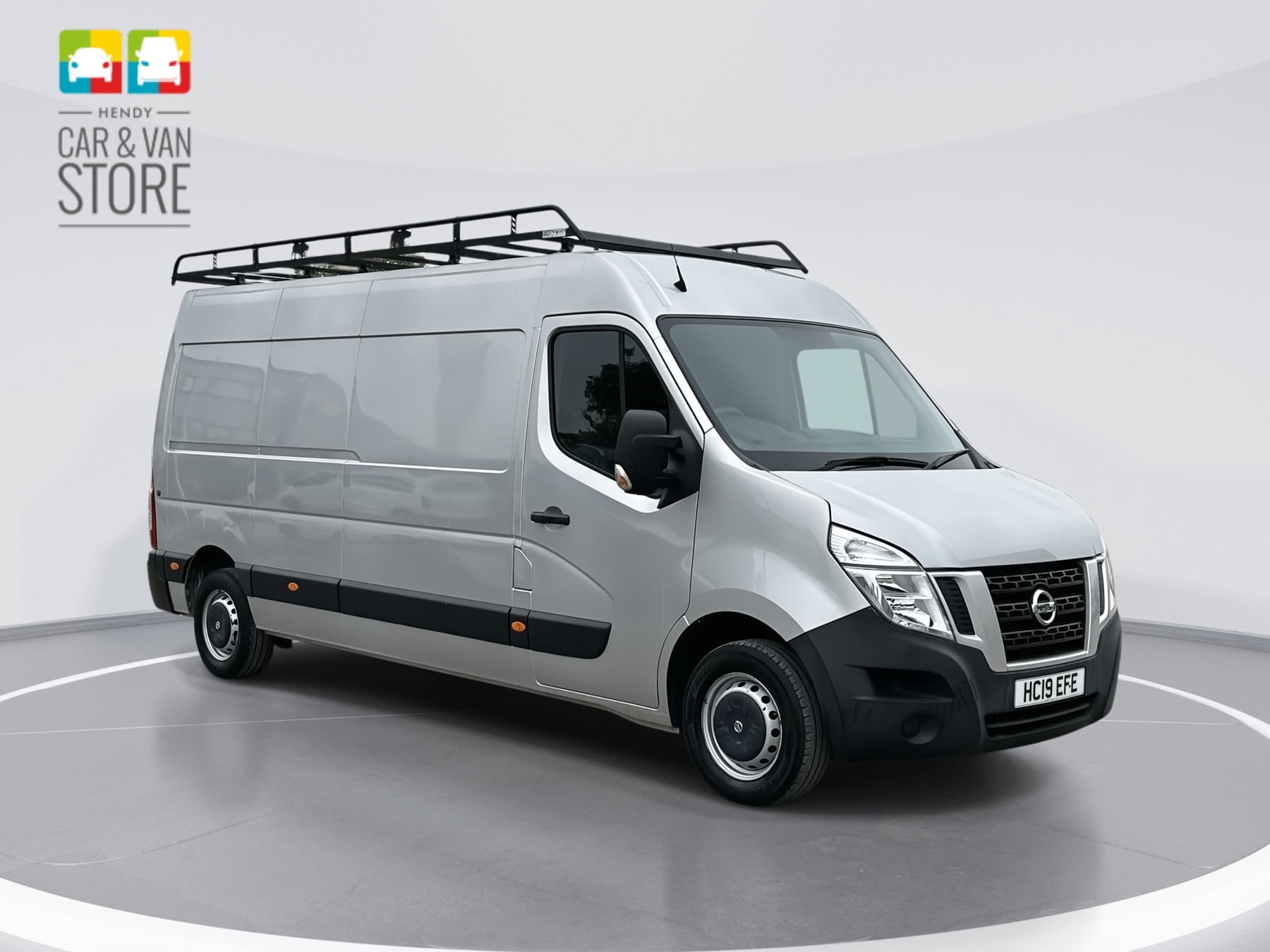 Main listing image - Nissan NV400