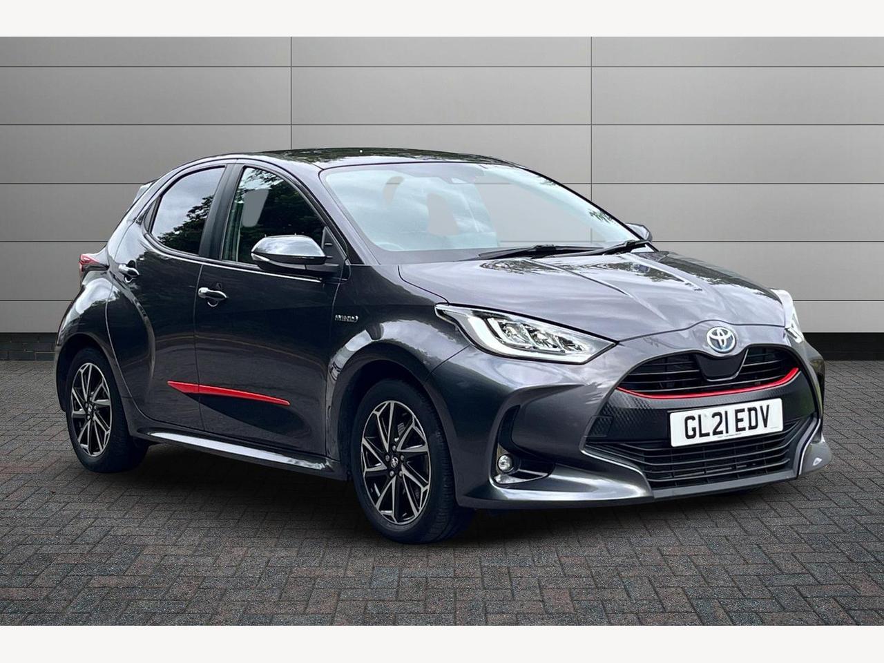 Main listing image - Toyota Yaris