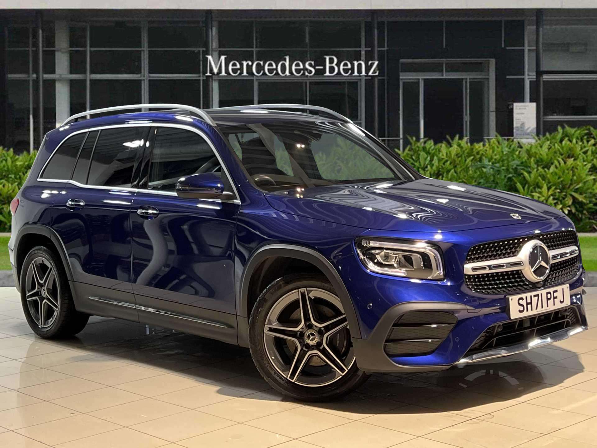Main listing image - Mercedes-Benz GLB