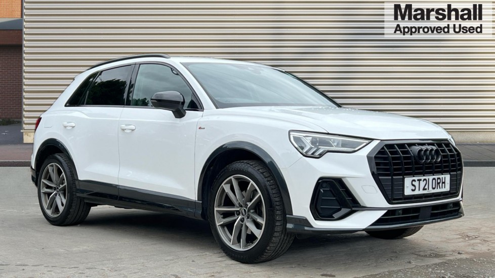 Main listing image - Audi Q3