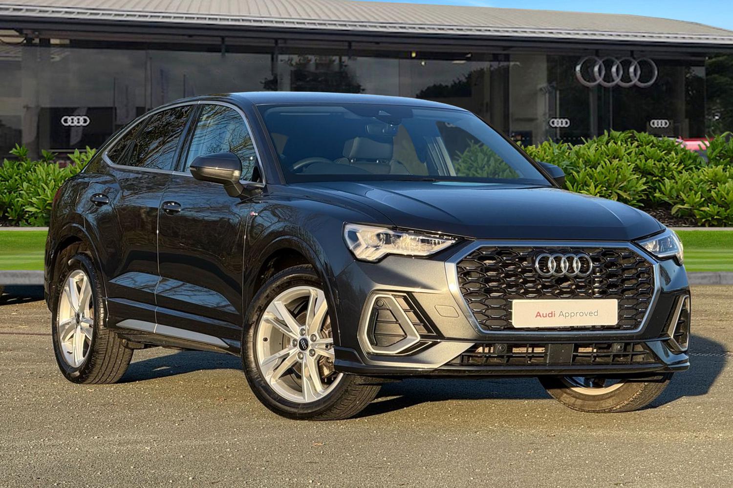 Main listing image - Audi Q3