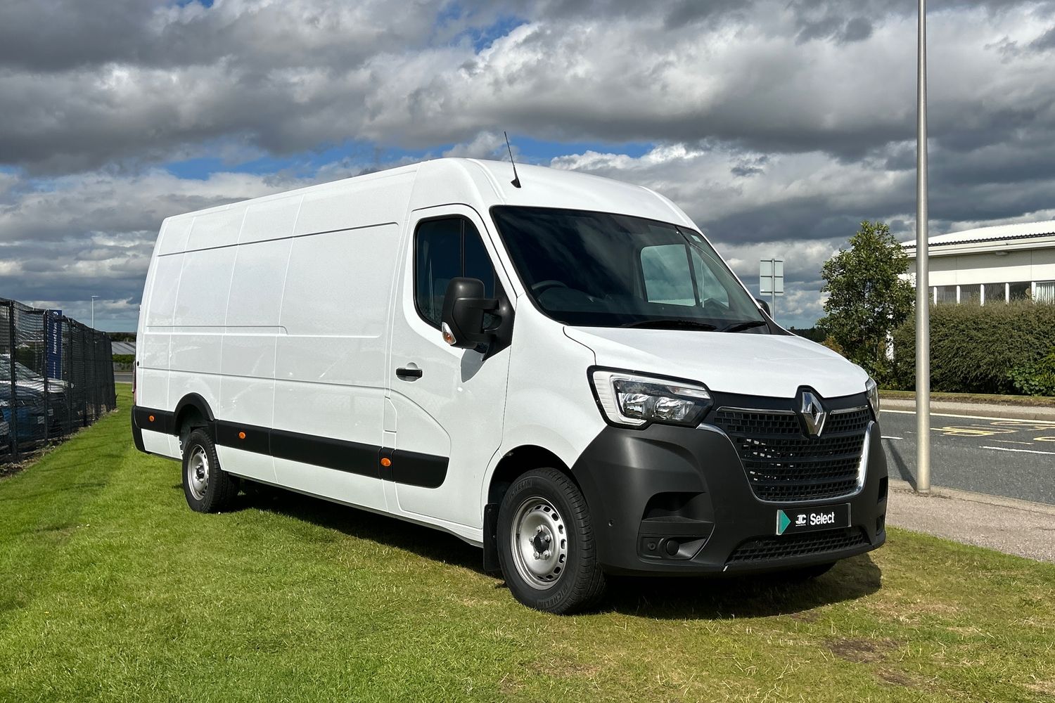 Main listing image - Renault Master