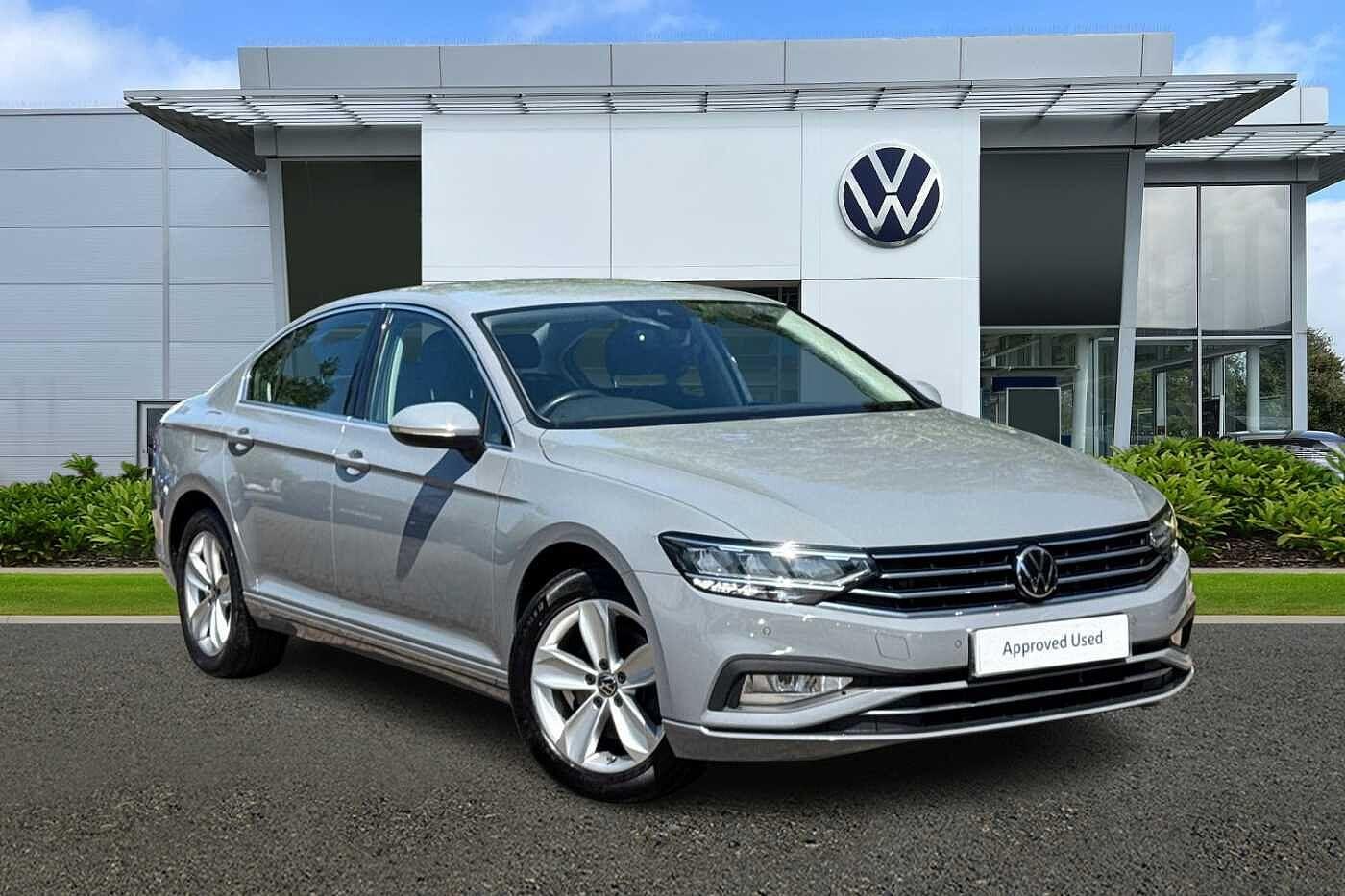 Main listing image - Volkswagen Passat