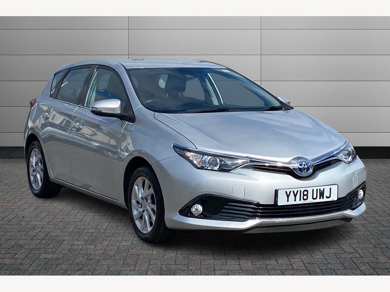 Main listing image - Toyota Auris