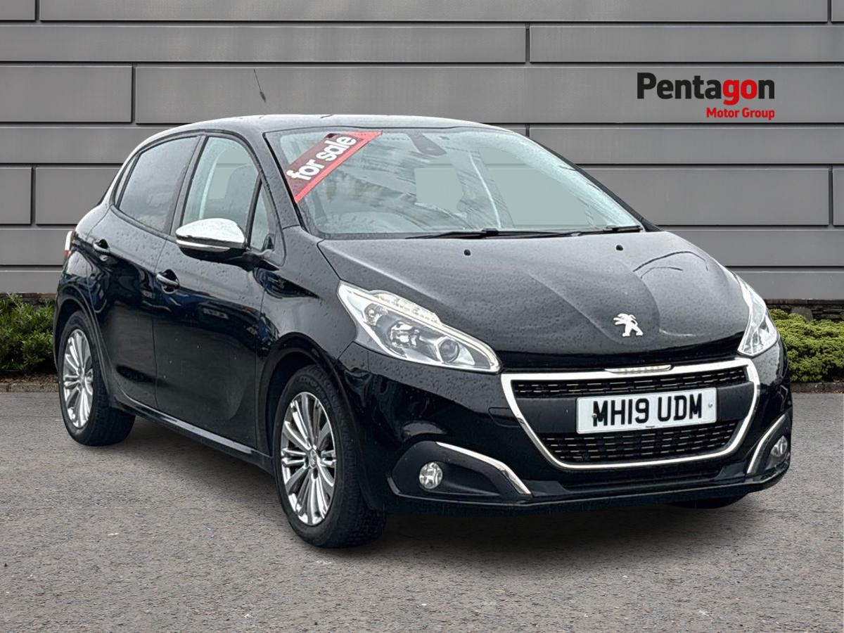 Main listing image - Peugeot 208