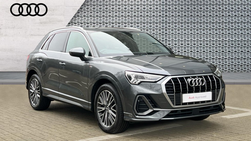 Main listing image - Audi Q3