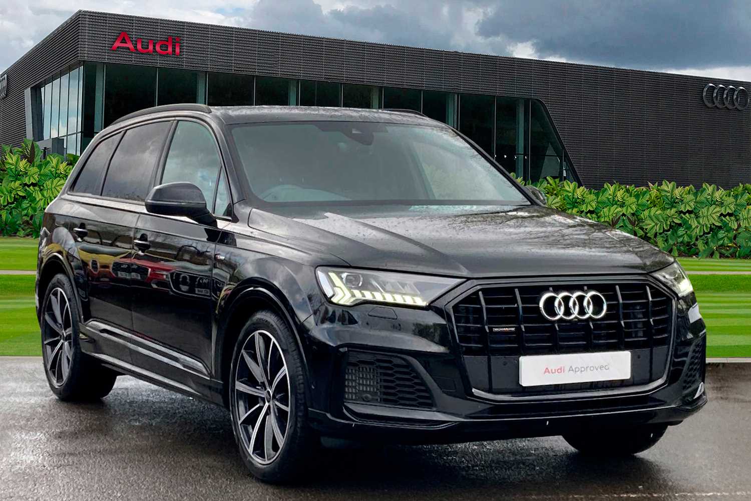 Main listing image - Audi Q7