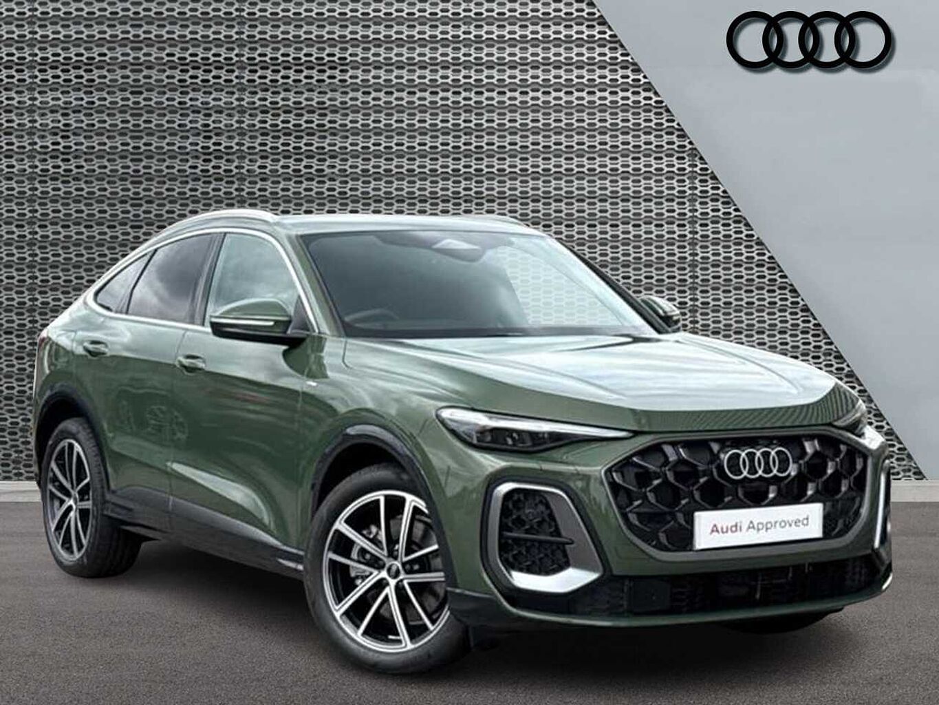 Main listing image - Audi Q5 Sportback