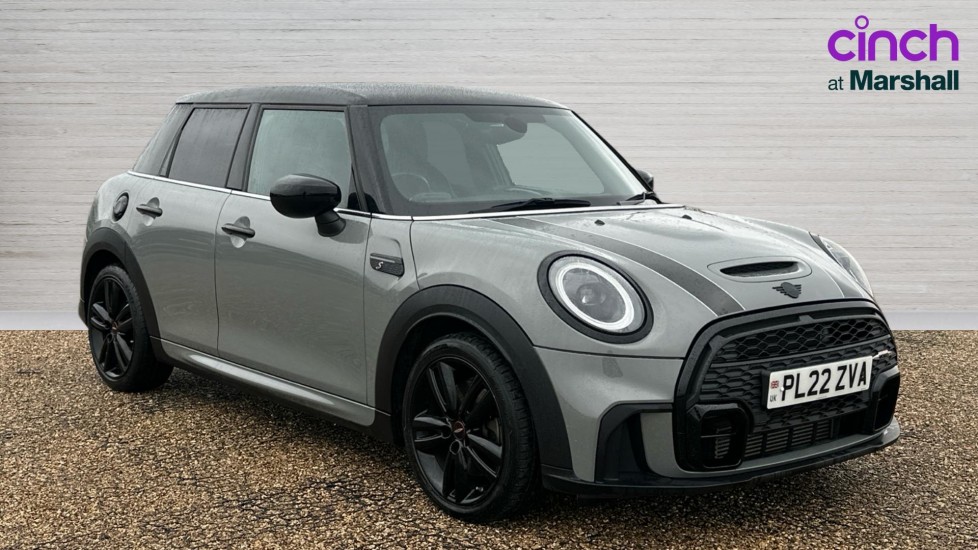 Main listing image - MINI Hatchback 5dr