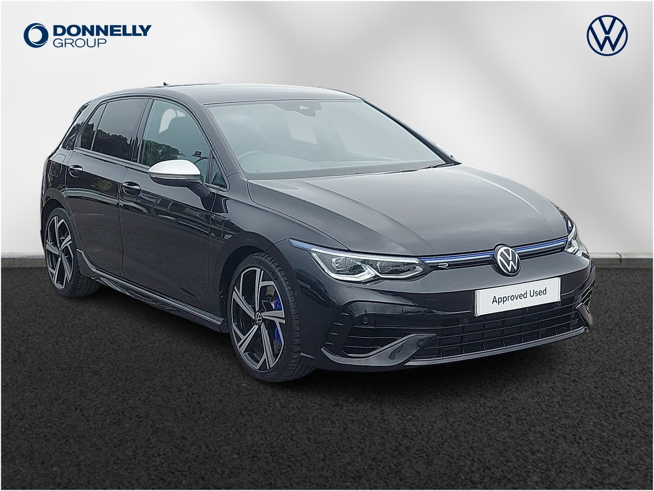 Main listing image - Volkswagen Golf R