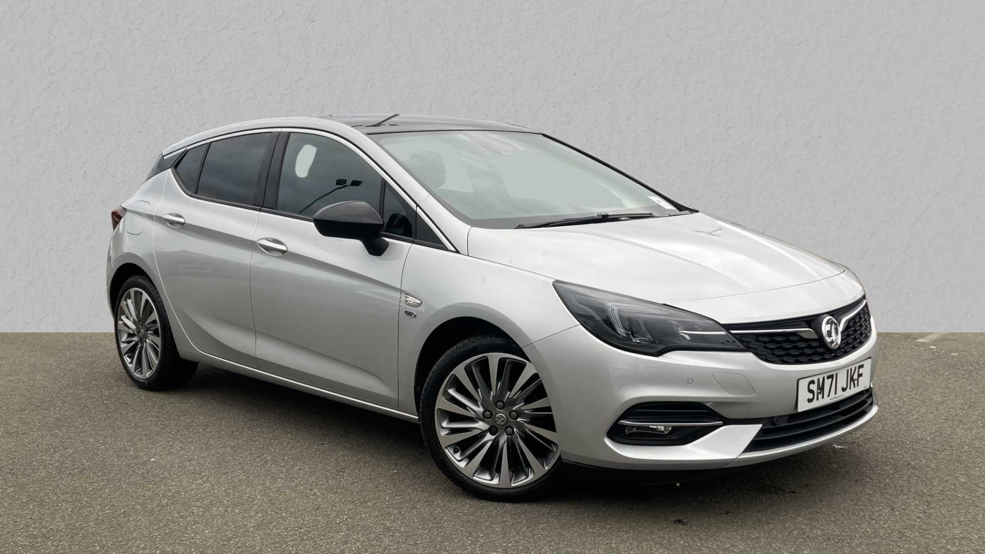 Main listing image - Vauxhall Astra