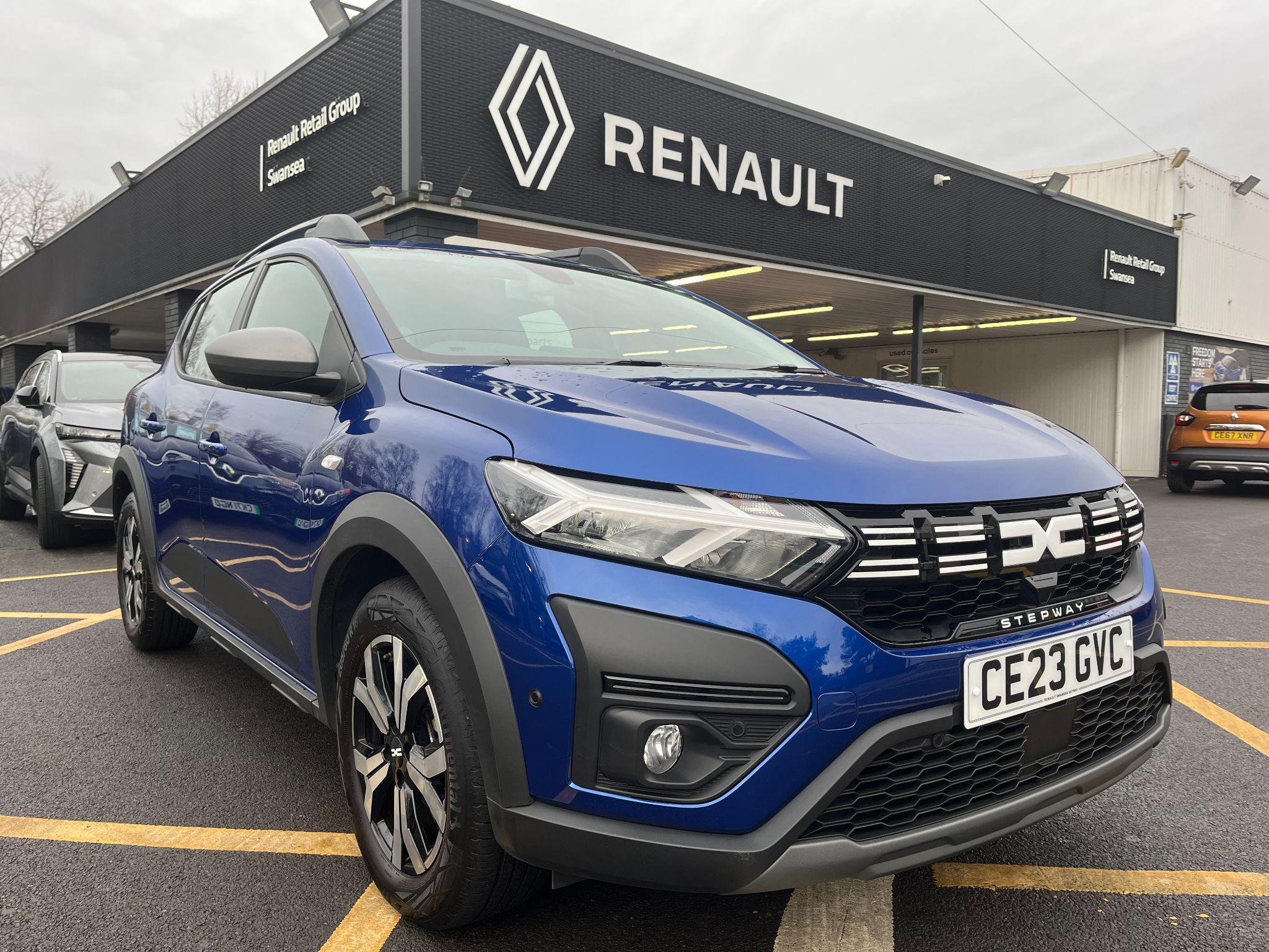 Main listing image - Dacia Sandero Stepway