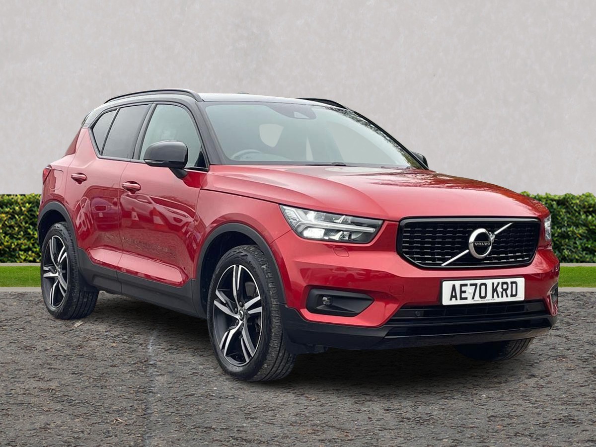 Main listing image - Volvo XC40 Recharge