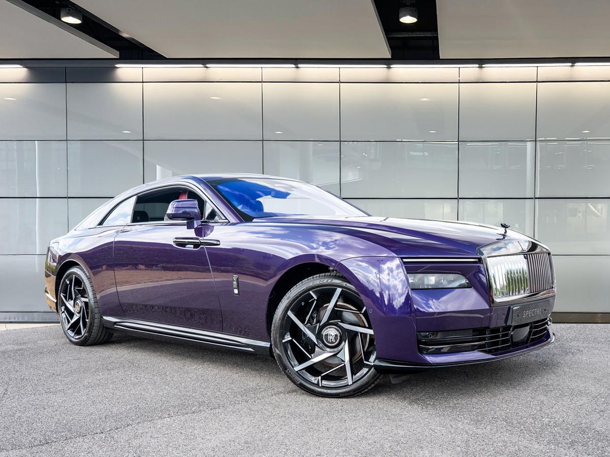 Main listing image - Rolls Royce Spectre