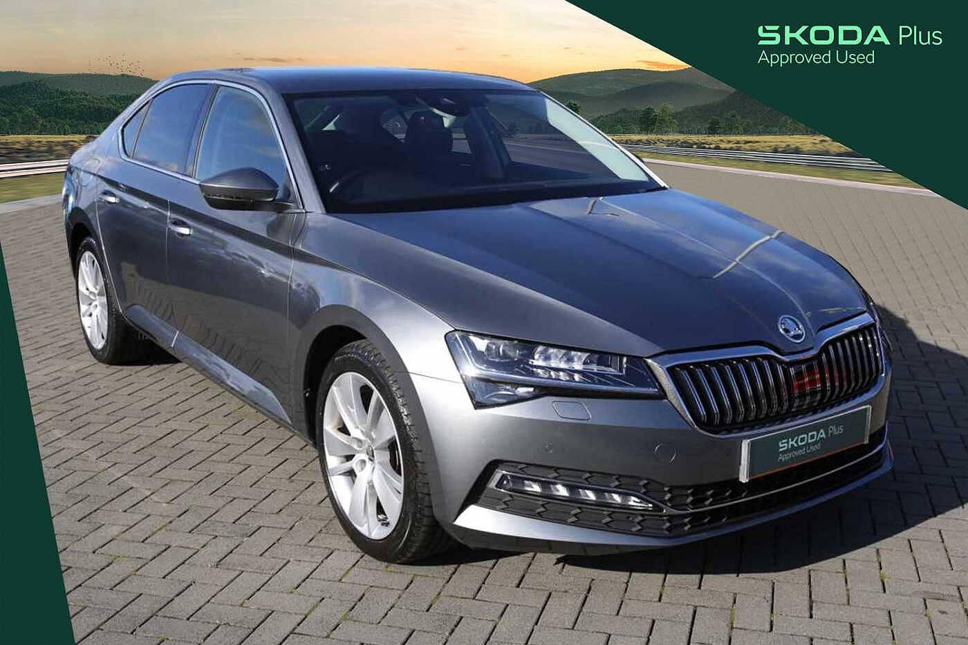 Main listing image - Skoda Superb