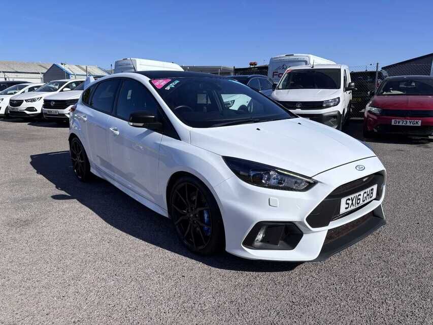 Main listing image - Ford Focus RS