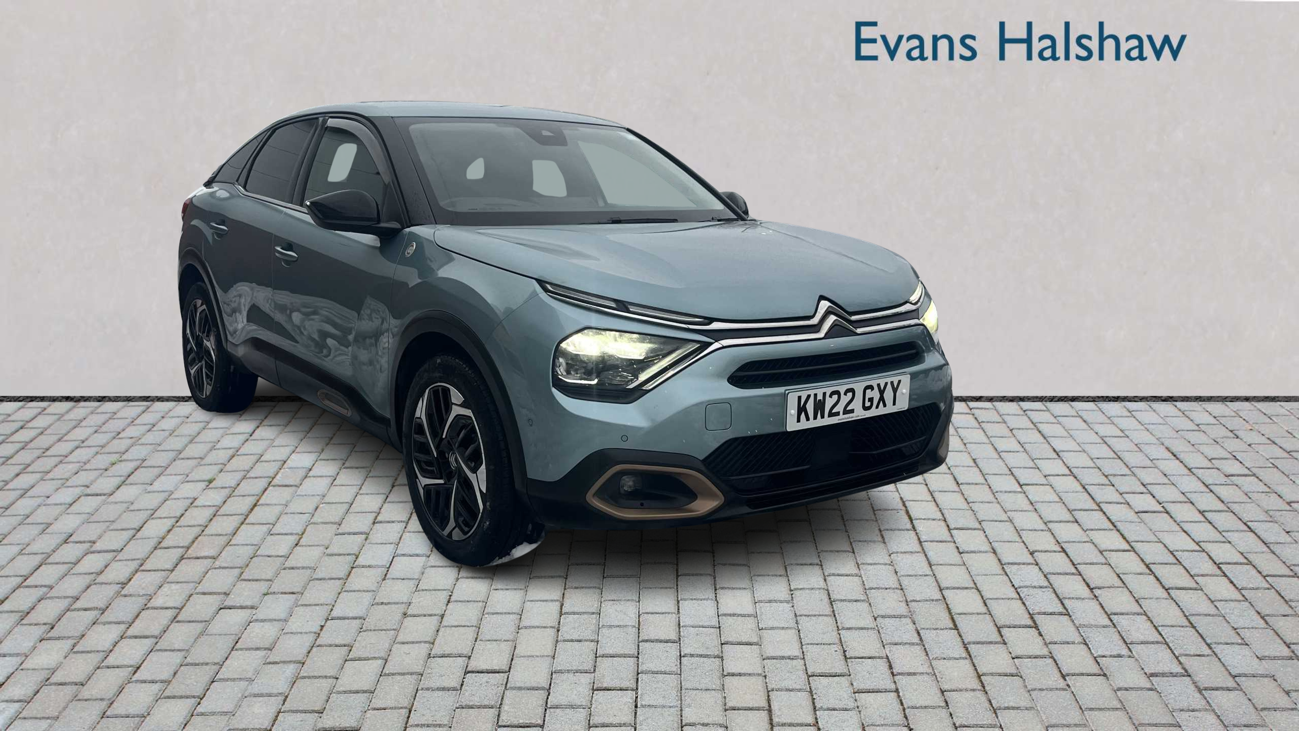 Main listing image - Citroen C4