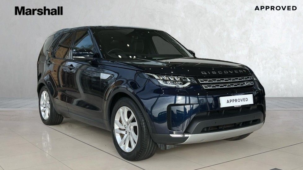 Main listing image - Land Rover Discovery