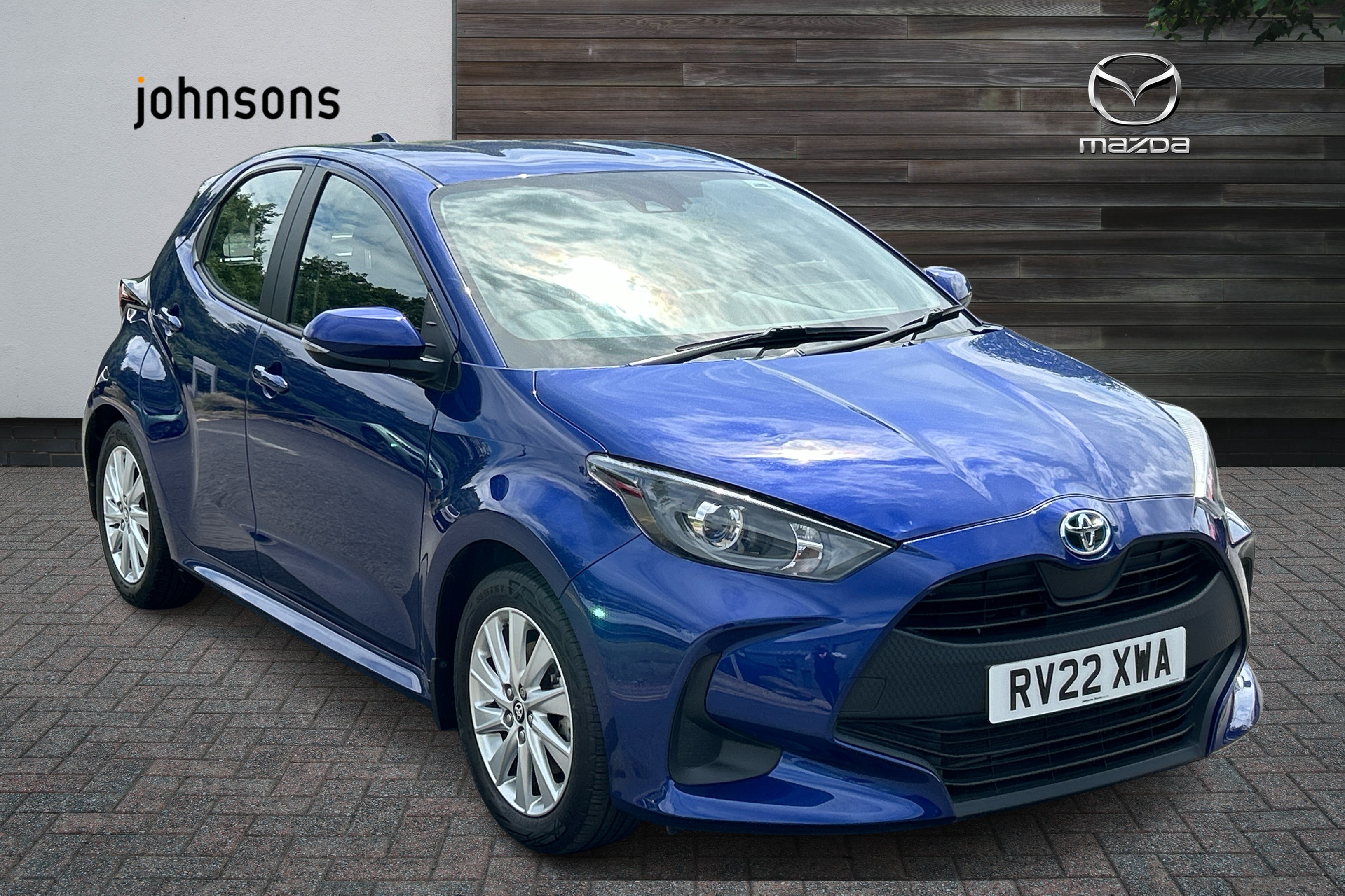 Main listing image - Toyota Yaris