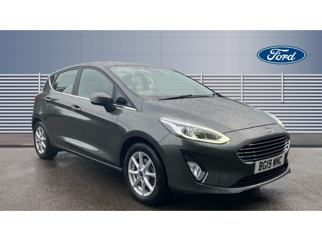 Main listing image - Ford Fiesta