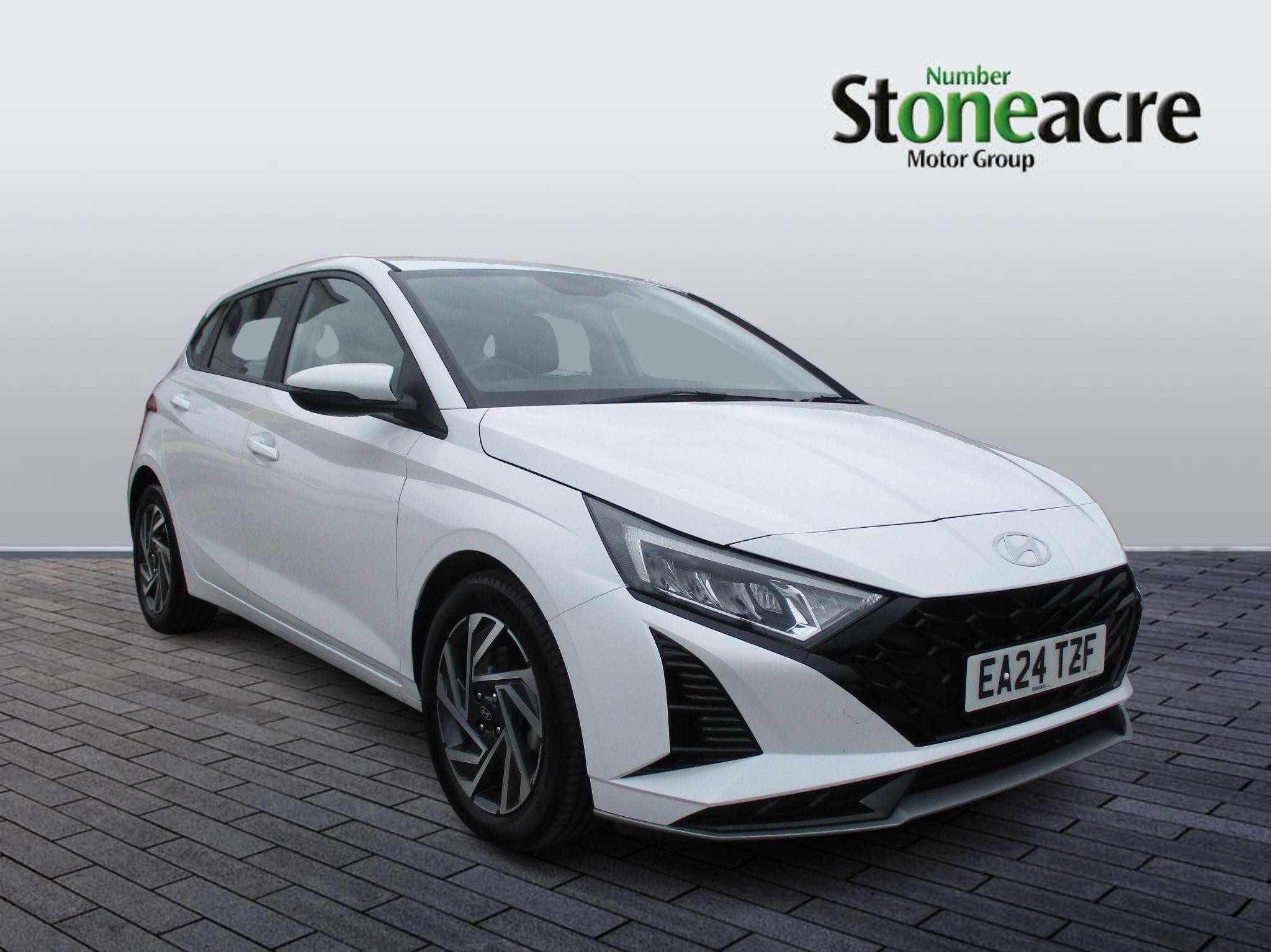 Main listing image - Hyundai i20